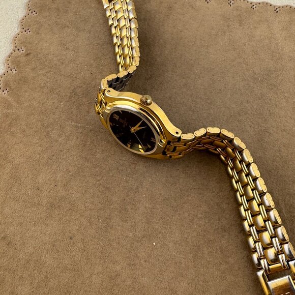 Vintage Givenchy Paris Designed Gold Watch - Picture 6 of 8